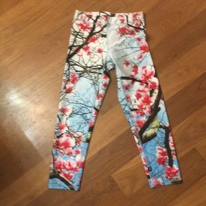 Terez cherry blossom cropped leggings